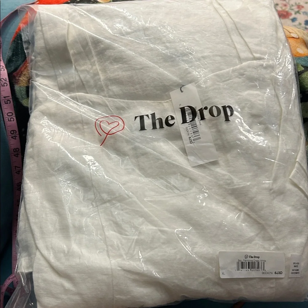 The drop balu feminine shaped White Midi Dress - Picture 6 of 10